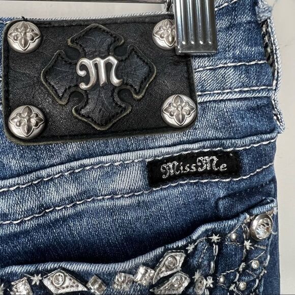 Size 25 Miss Me Signature Rise Skinny Jeans - Picture 14 of 14